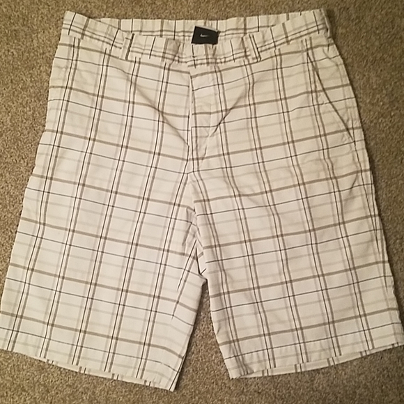 Nike Other - Nike Golf shorts size 36